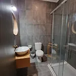 D'aqui E D'acola - Couette-café 3*
