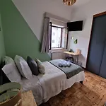 Couette-café D'aqui E D'acola -