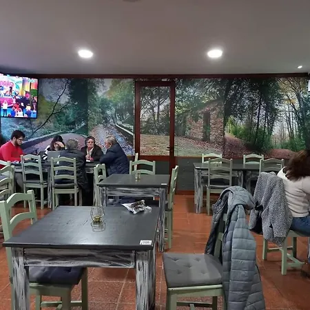 D'aqui E D'acola -