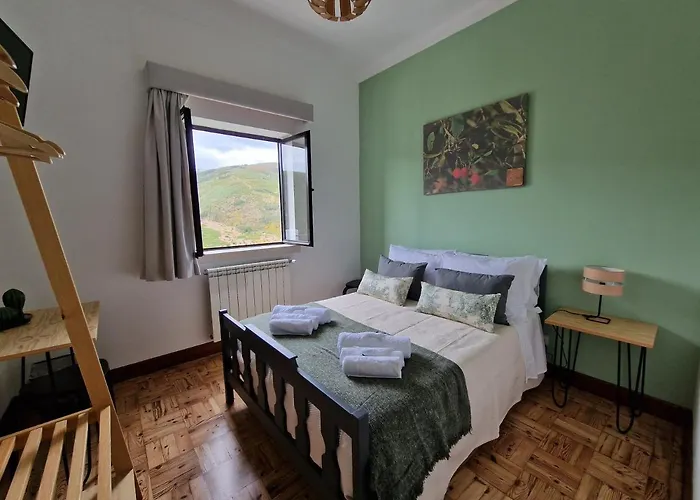 D'aqui E D'acola - Pardieiros (Arganil)